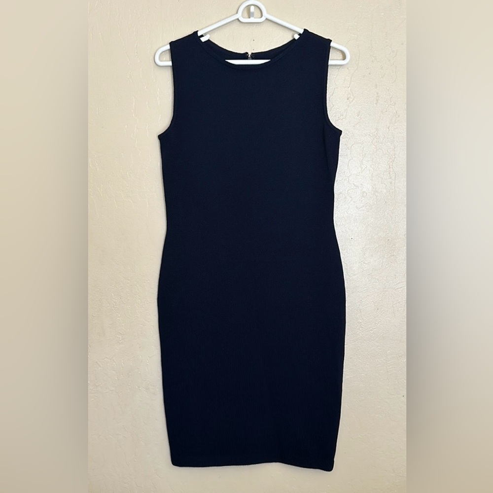 St. John Collection by Marie Gray Navy Sheath Knit Dress Sz 4